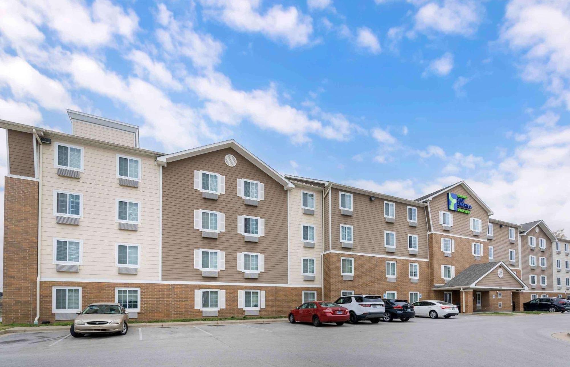 Extended Stay America Select Suites - Louisville - Airport Exterior photo